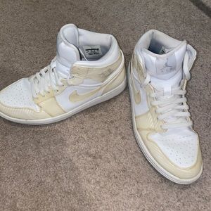 Nike Jordan Flights in great condition.